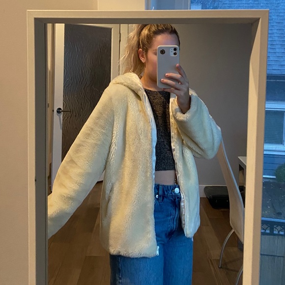 Vintage Fur Hooded Jacket - SMALL/MEDIUM - Picture 4 of 7